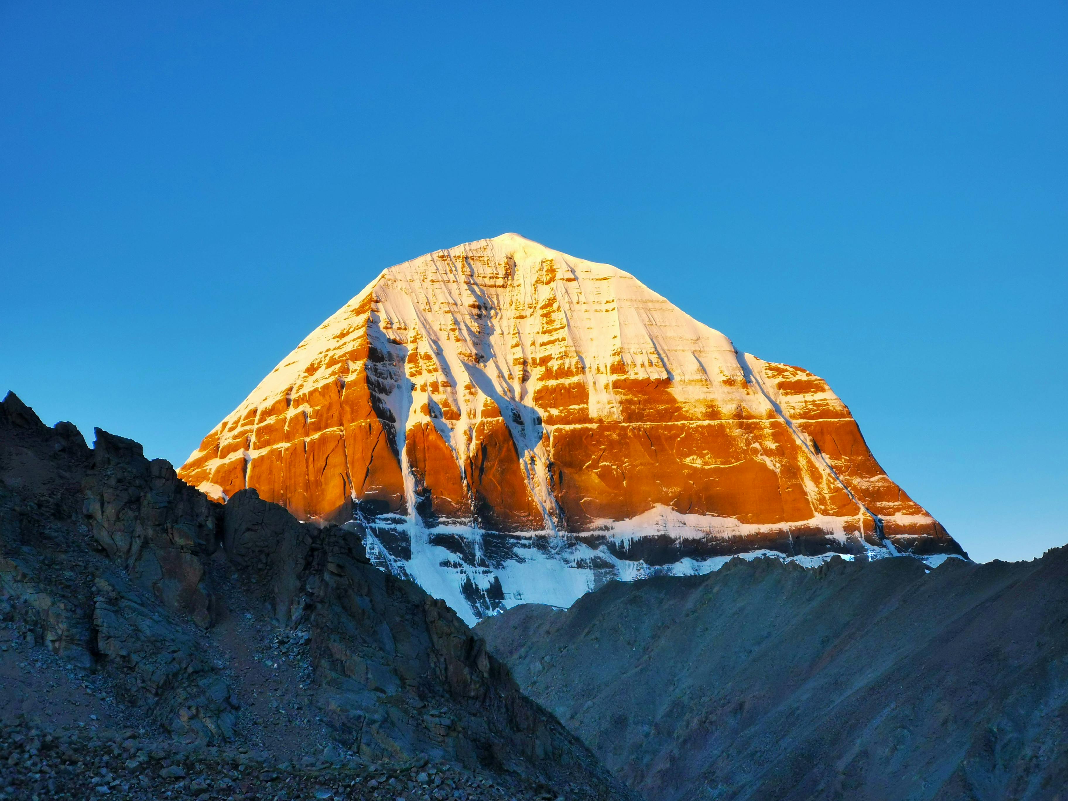 sunrise-golden-peak-meili
